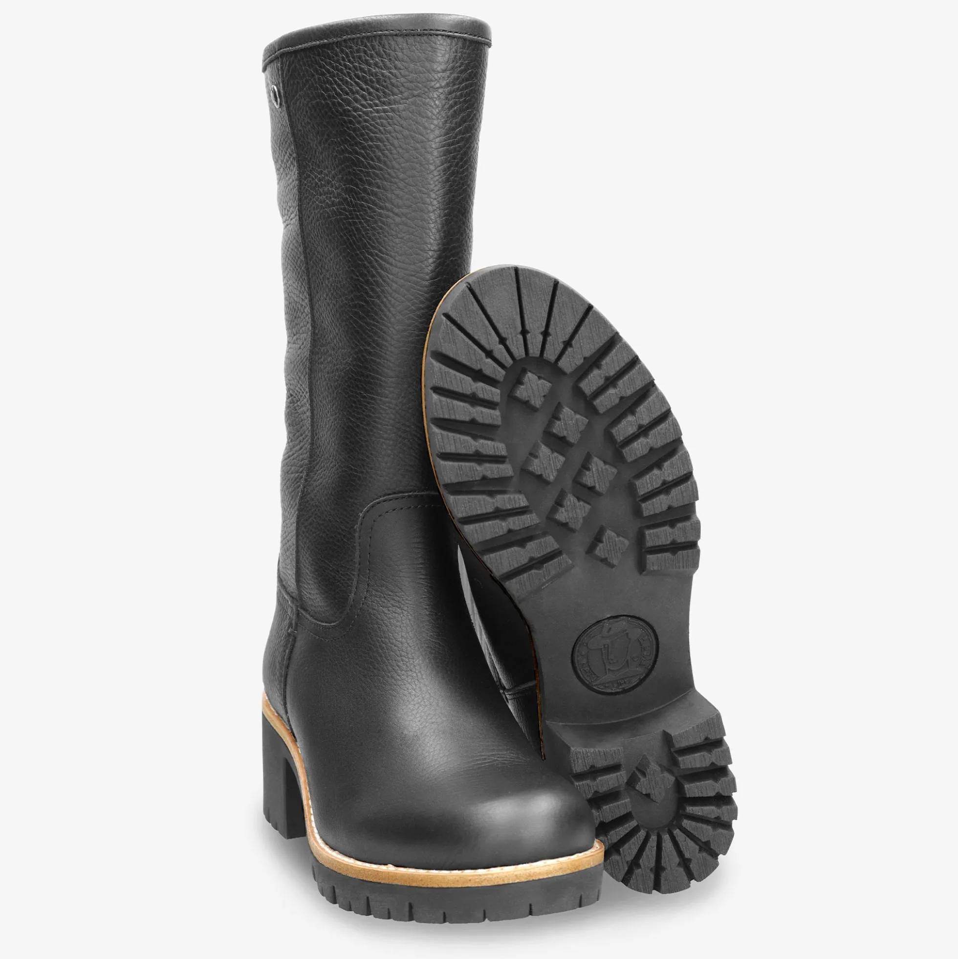 Patricia Botas de piel con forro interior de pelo.