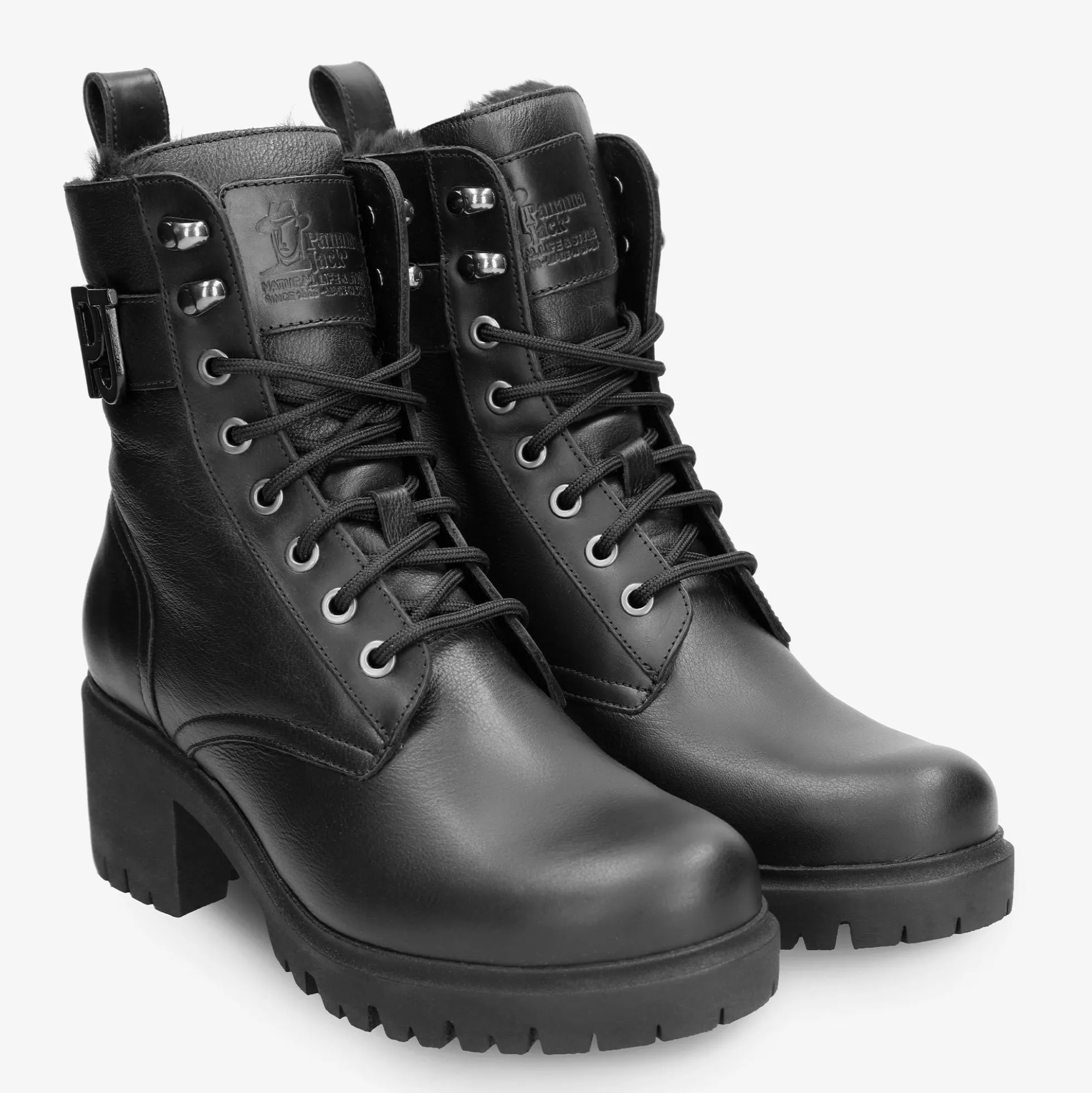 Paz Botas de piel con forro interior de pelo.