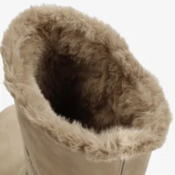 Piola Botas de piel con forro interior de pelo.