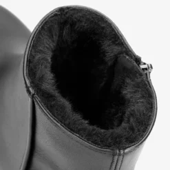 Sax Igloo Botín de piel con forro interior de pelo natural.