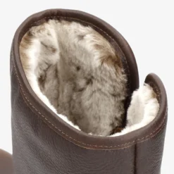 Singapur Botas de piel con forro interior de pelo.